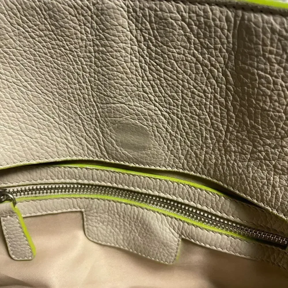 Vittoria Napoli Elegant Leather Cream XL Tote Bag with Green Accents